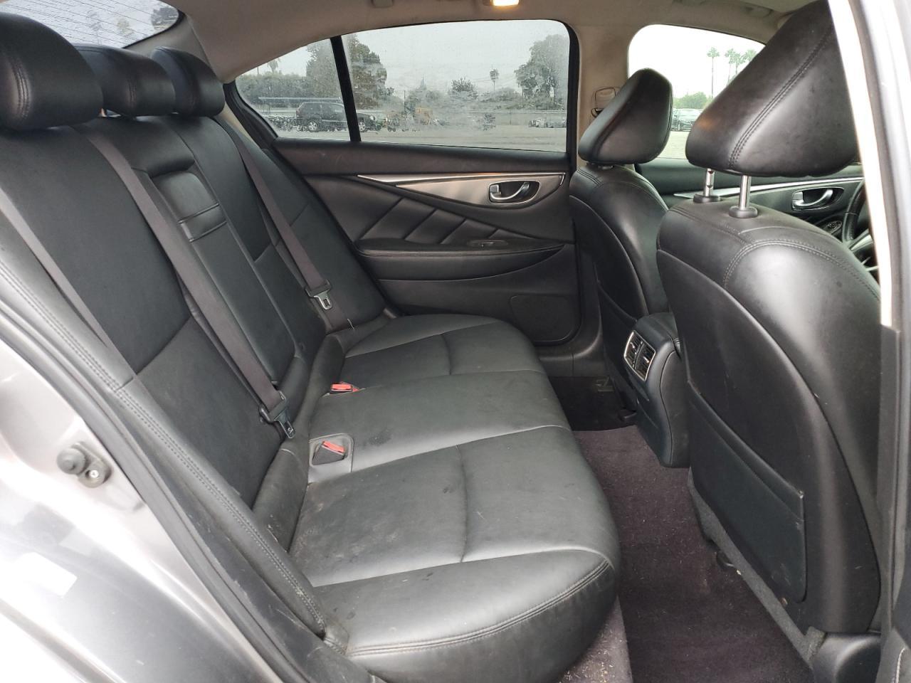 2017 Infiniti Q50 Base