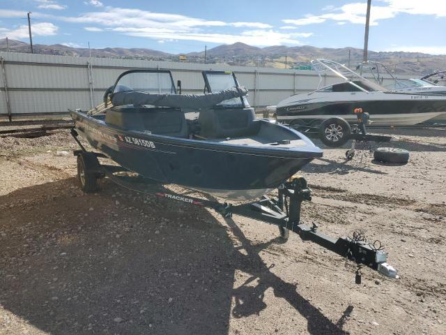 2023 Tracker Boat