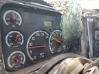2004 Freightliner Columbia 120 Semi Truck