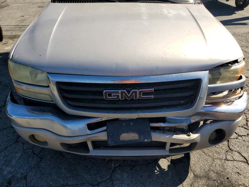 2005 GMC New Sierra C1500