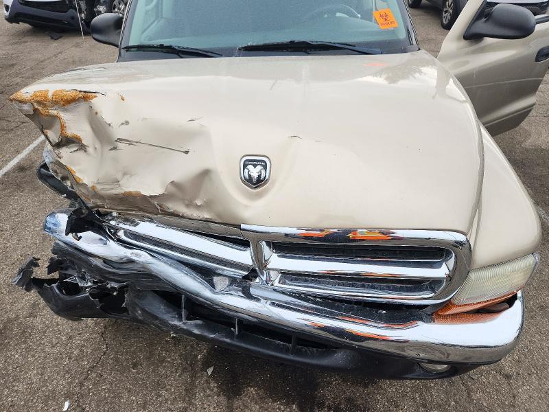 2004 Dodge Dakota Quad SLT