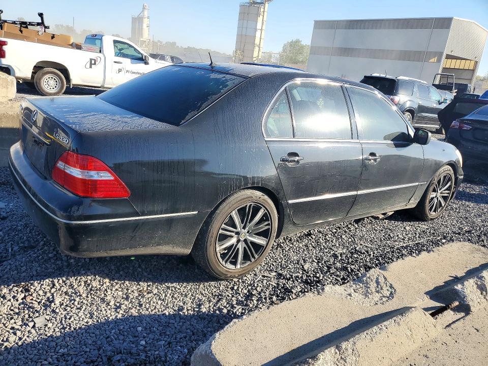 2005 Lexus LS 430