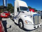 2014 Kenworth T680 Semi Truck