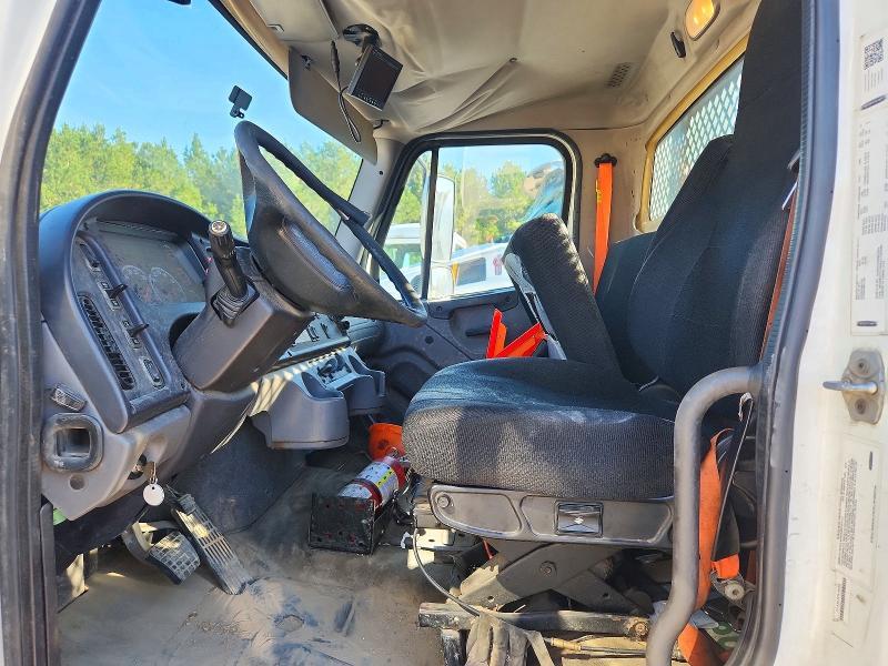 2017 Freightliner Business Class M2 Flatbed Truck