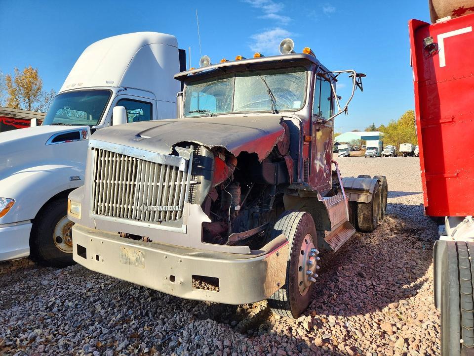 1996 International 9200 Semi Truck