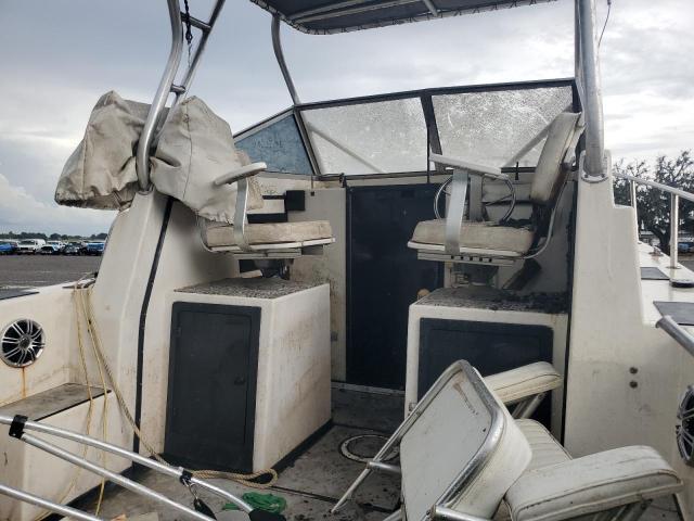 2000 C Hawk 2000 Hawk Boat