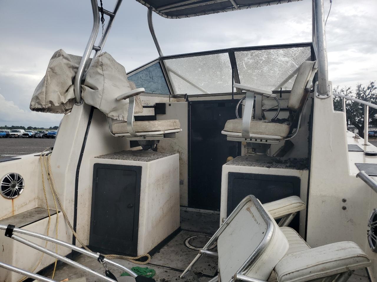 2000 C Hawk 2000 Hawk Boat