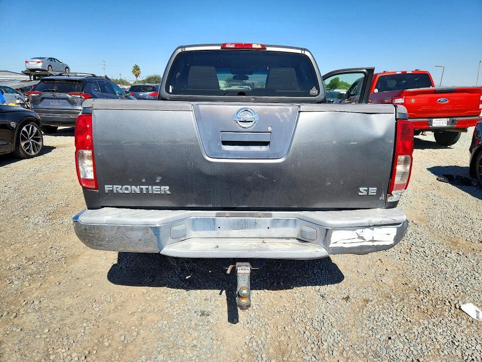 2005 Nissan Frontier SE