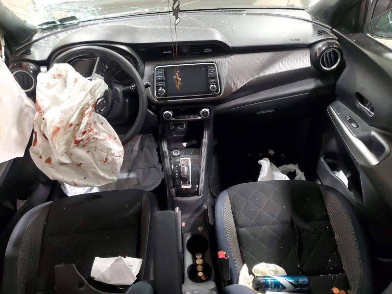 2018 Nissan Kicks SV