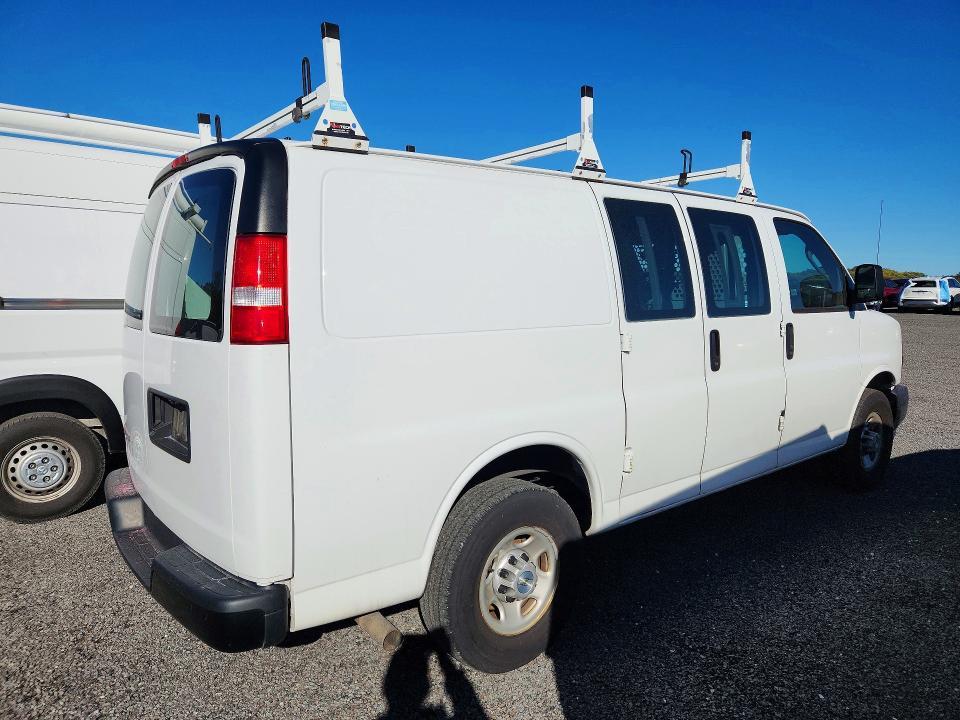 2020 Chevrolet Express G2500 3LT