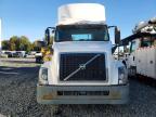 2016 Volvo VNL Semi Truck