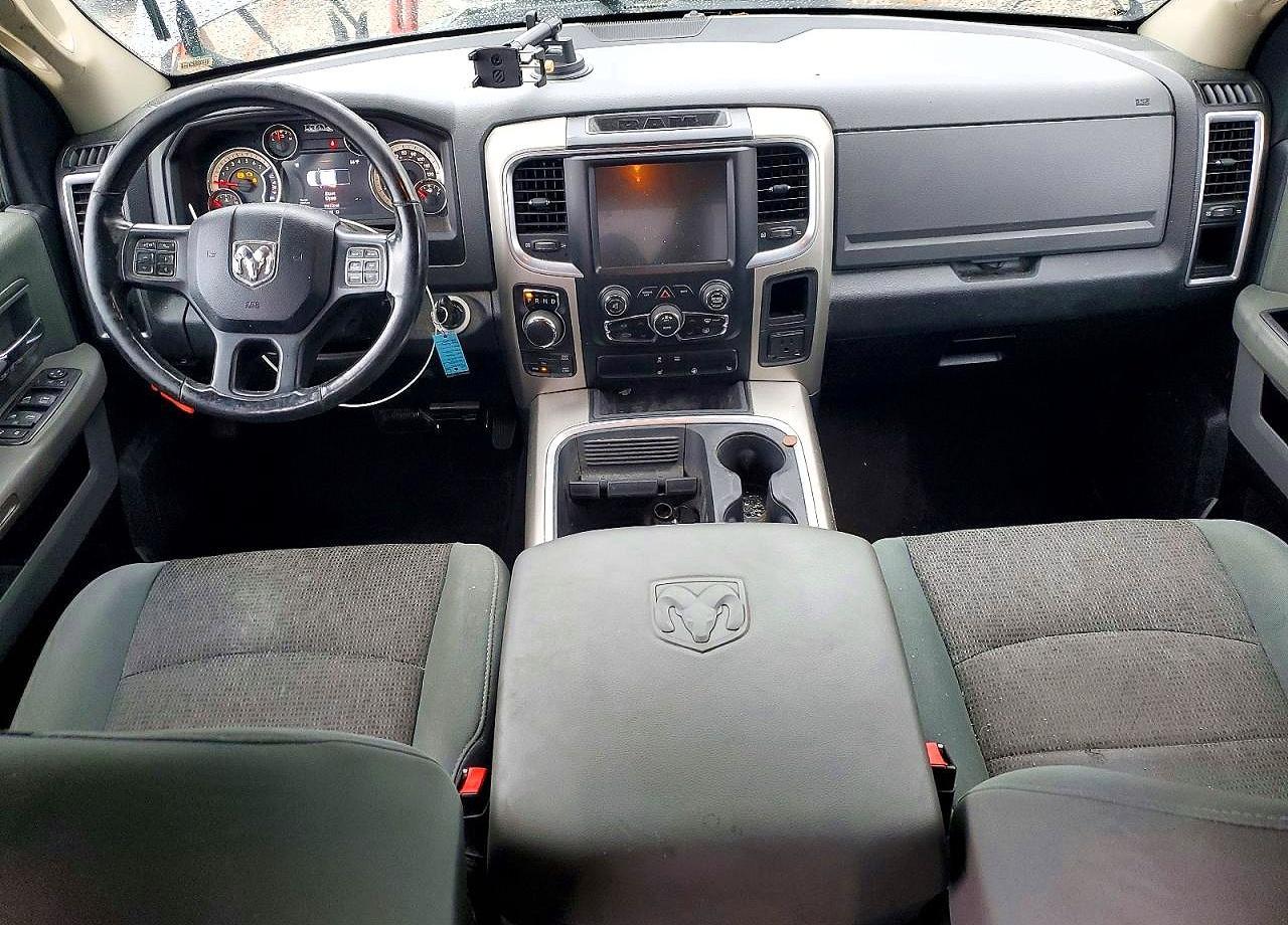 2016 Dodge RAM 1500 SLT