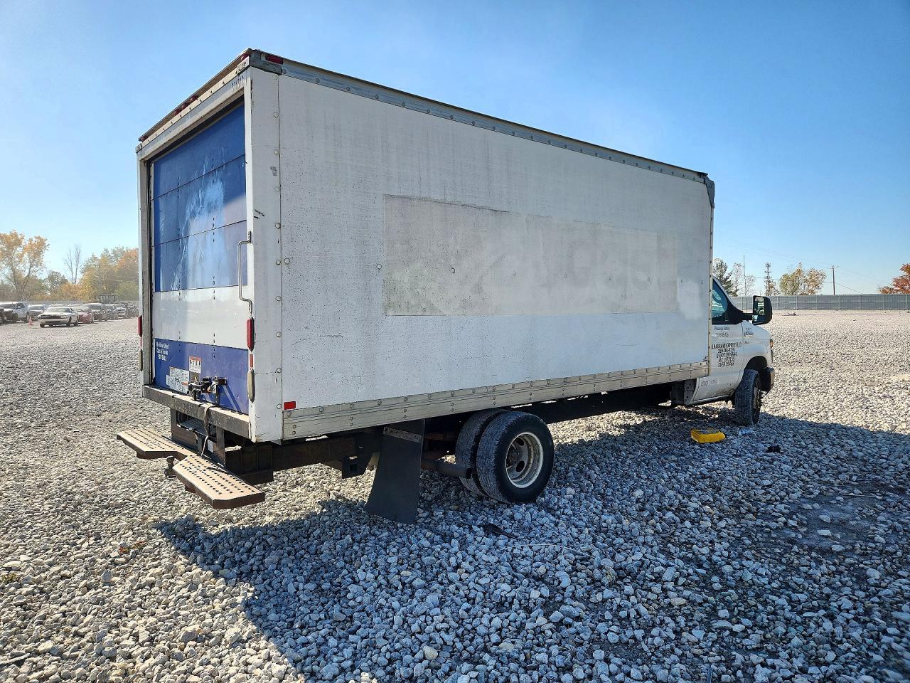 2013 Ford E350 BOX Truck