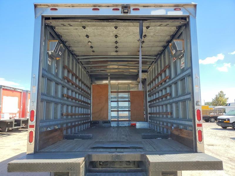 2018 Hino 195 BOX Truck