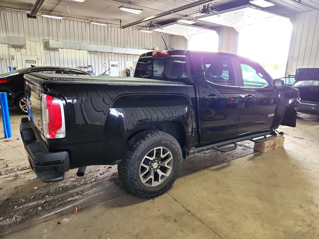 2016 GMC Canyon SLE
