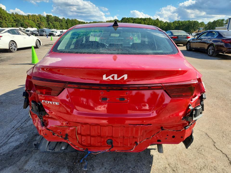 2023 KIA Forte LXS