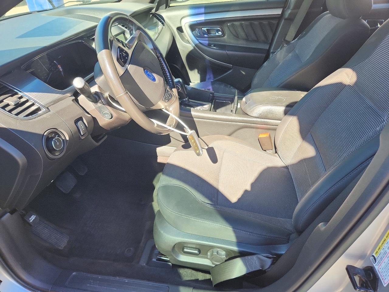 2017 Ford Taurus SEL