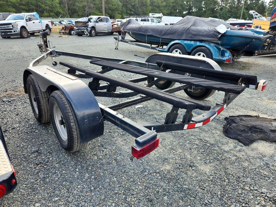 2003 Shoreland'r Boat Trailer
