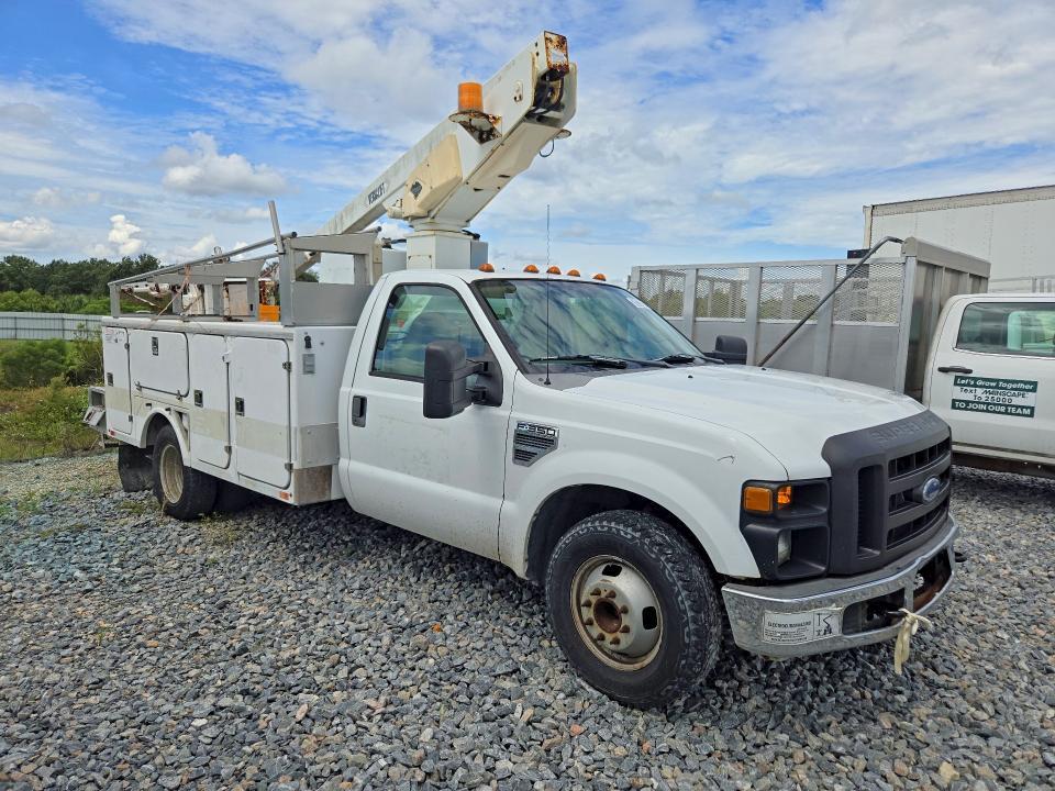 2008 Ford F350 Super Duty Bucket Truck