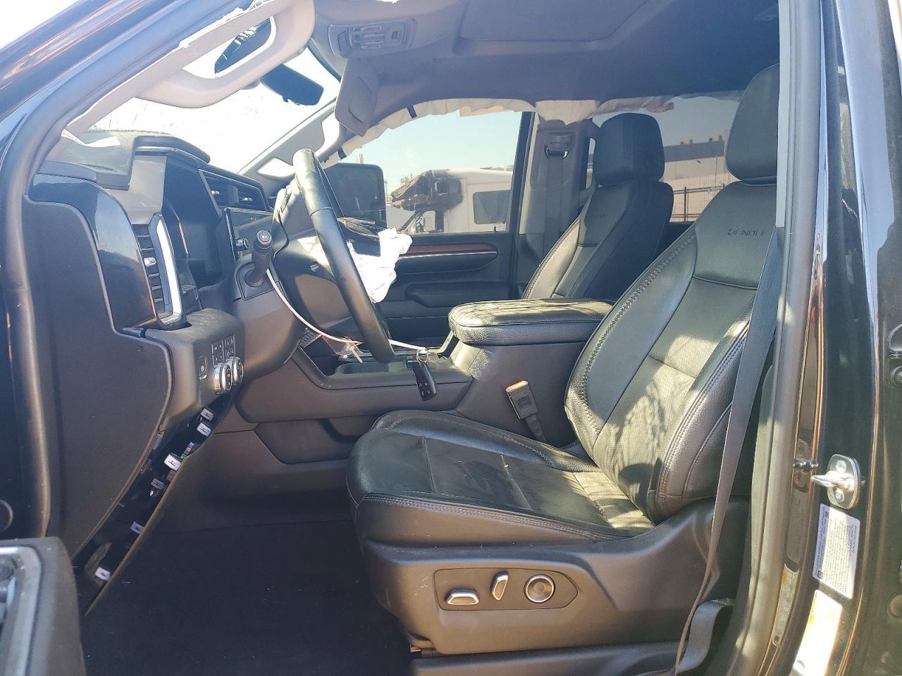 2025 GMC Sierra K2500 Denali