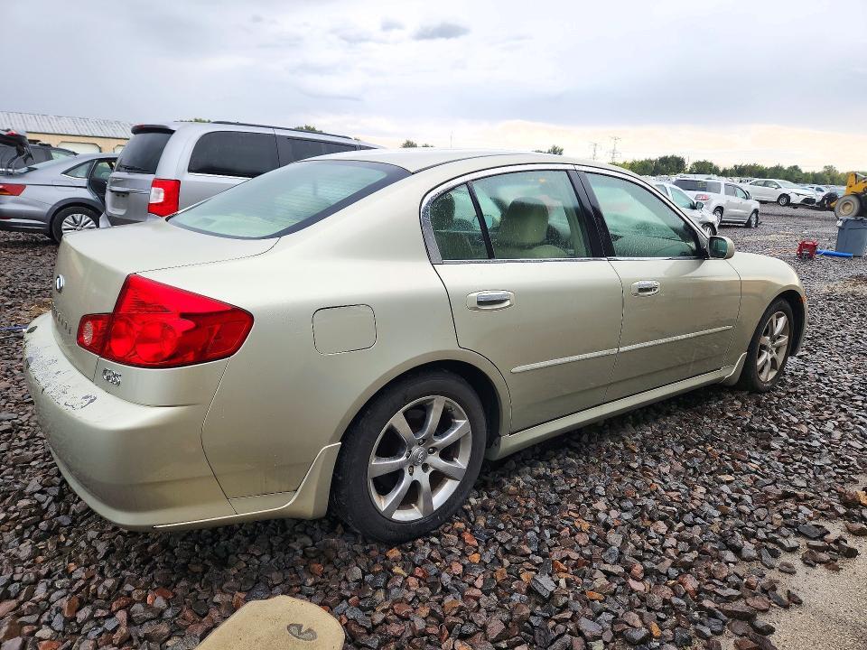 2005 Infiniti G35 Base