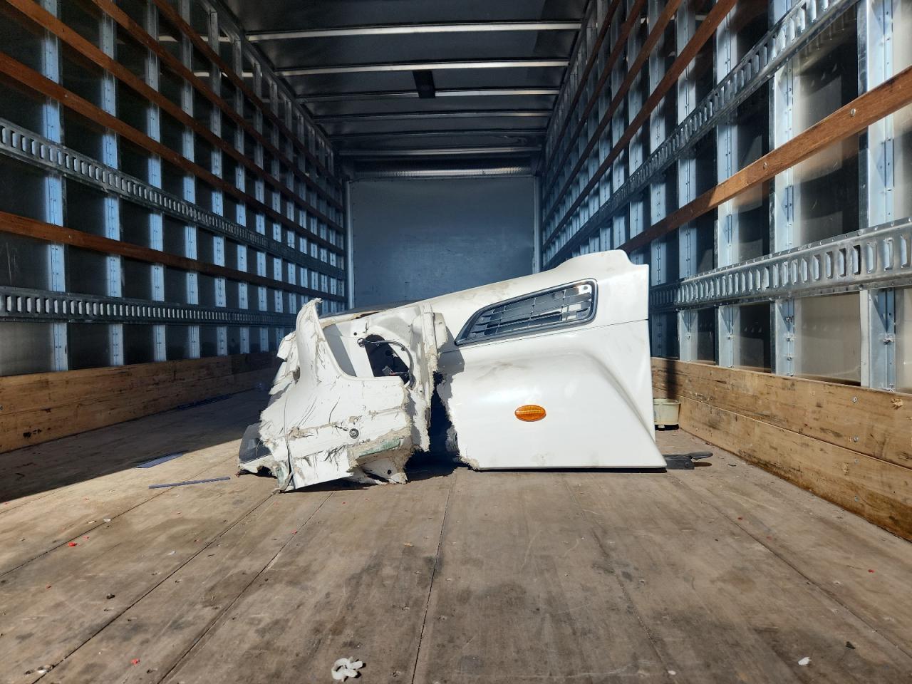 2025 Hino L6 BOX Truck