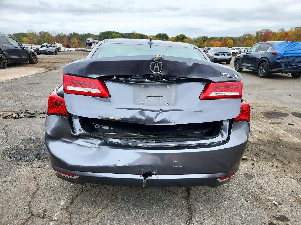 2018 Acura TLX
