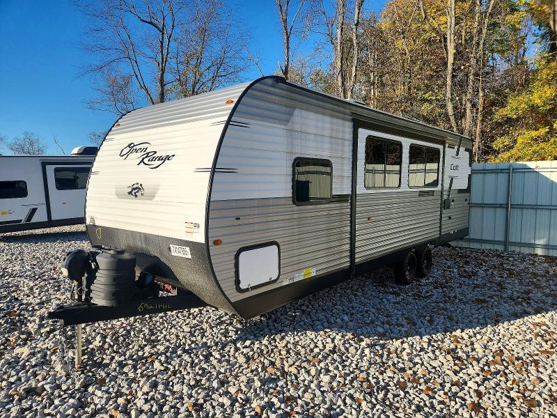 2027 Highland Ridge 2027  Open Range-Camper