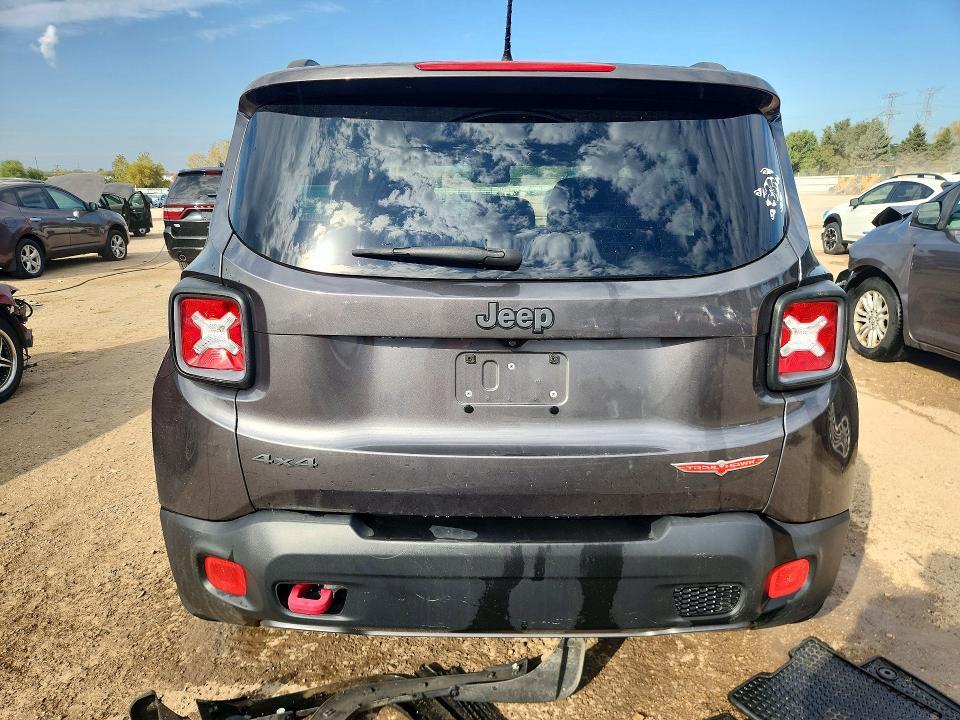 2016 Jeep Renegade Trailhawk