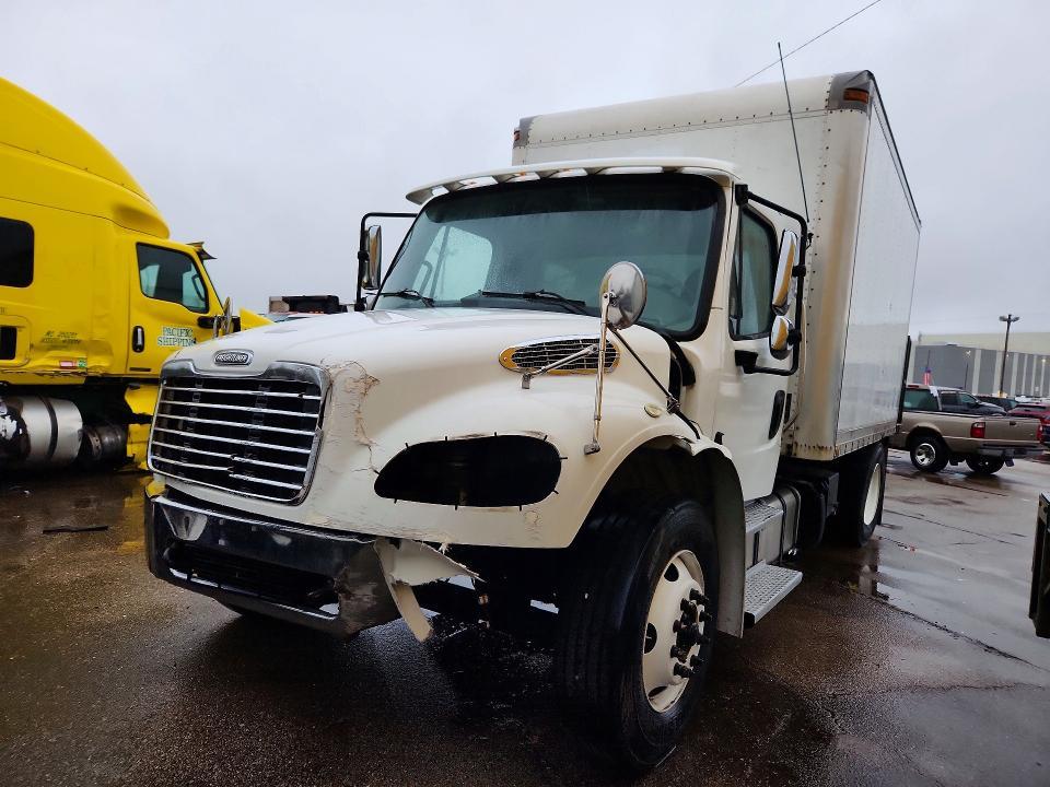 2019 Freightliner Business Class M2 BOX Truck