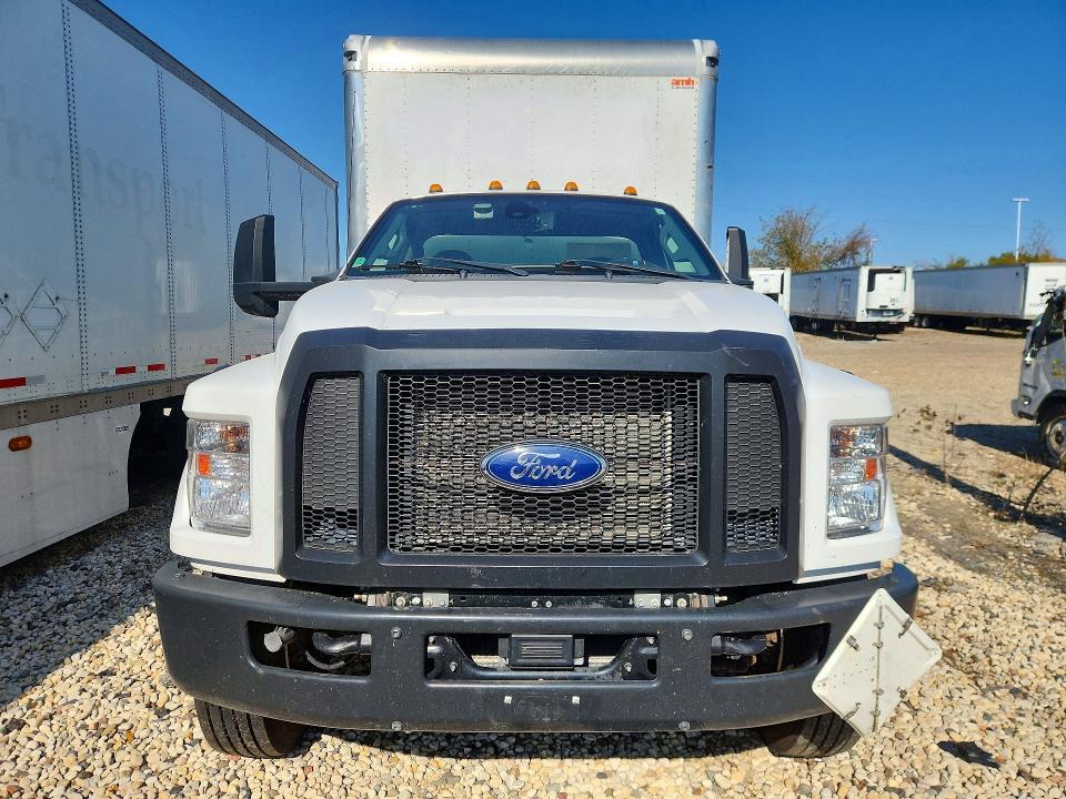 2021 Ford F650 Super Duty BOX Truck