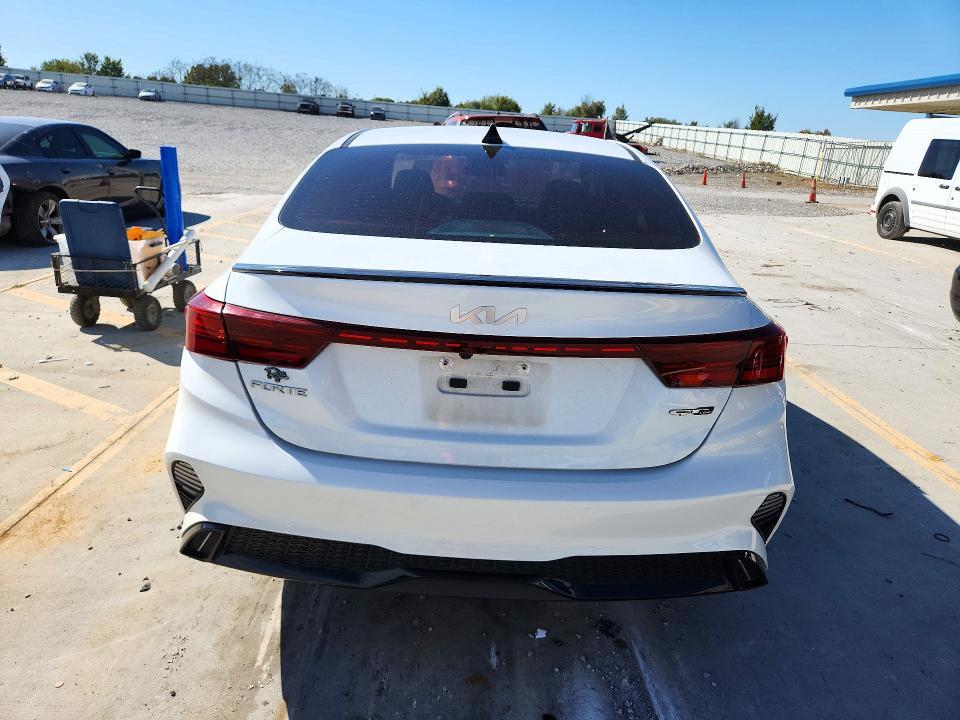 2022 KIA Forte GT Line