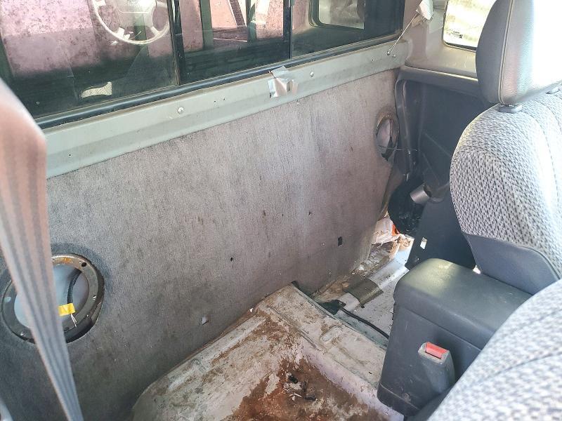 1997 Nissan Truck XE