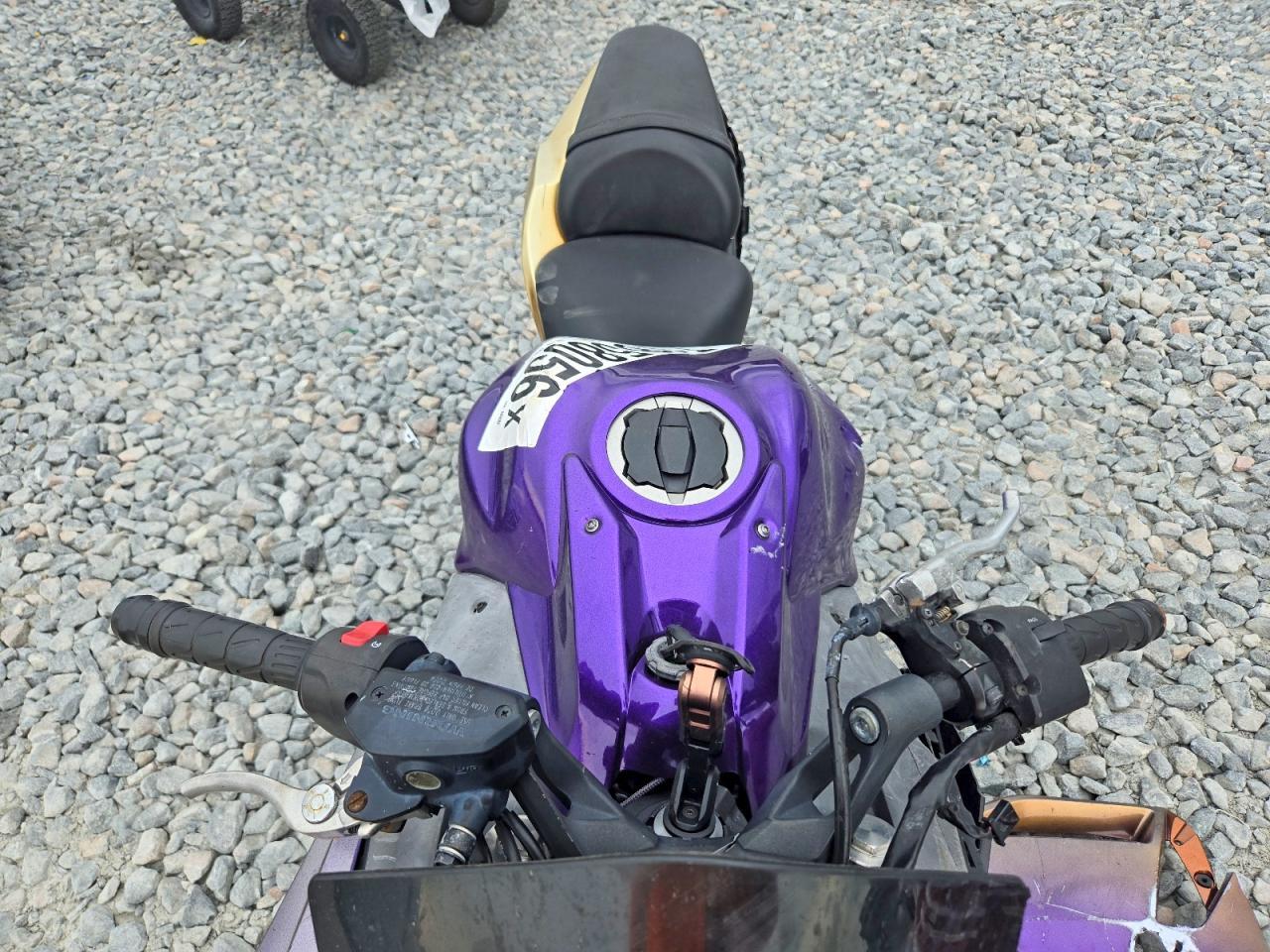 2023 Kawasaki EX650 R