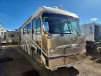 2001 Freightliner Chassis VCL