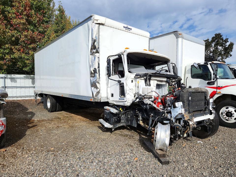 2025 Mack MD BOX Truck
