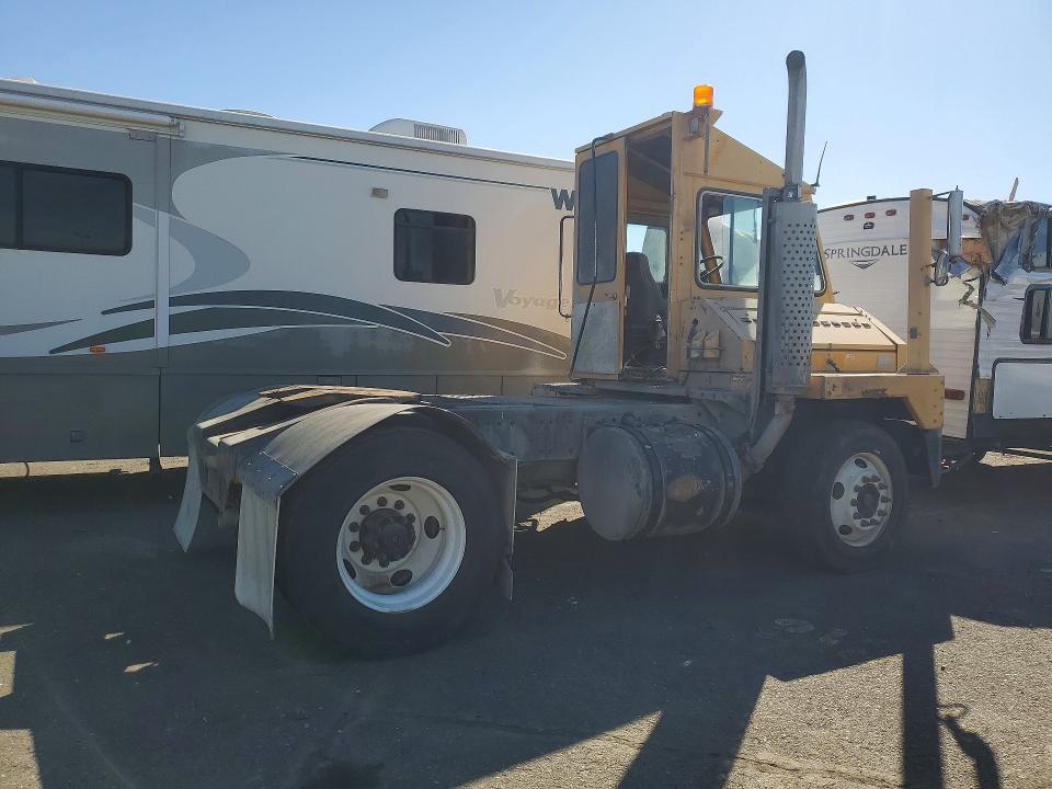 2010 Kalmar Ottawa 4X2 Yard Truck