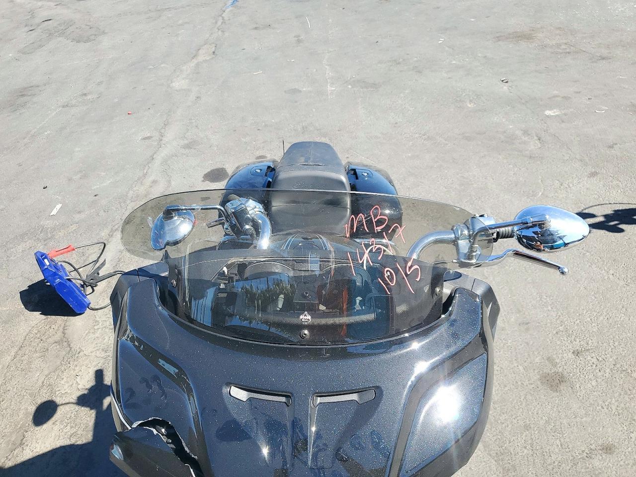 2021 Indian Motorcycle Co. Challenger Limited