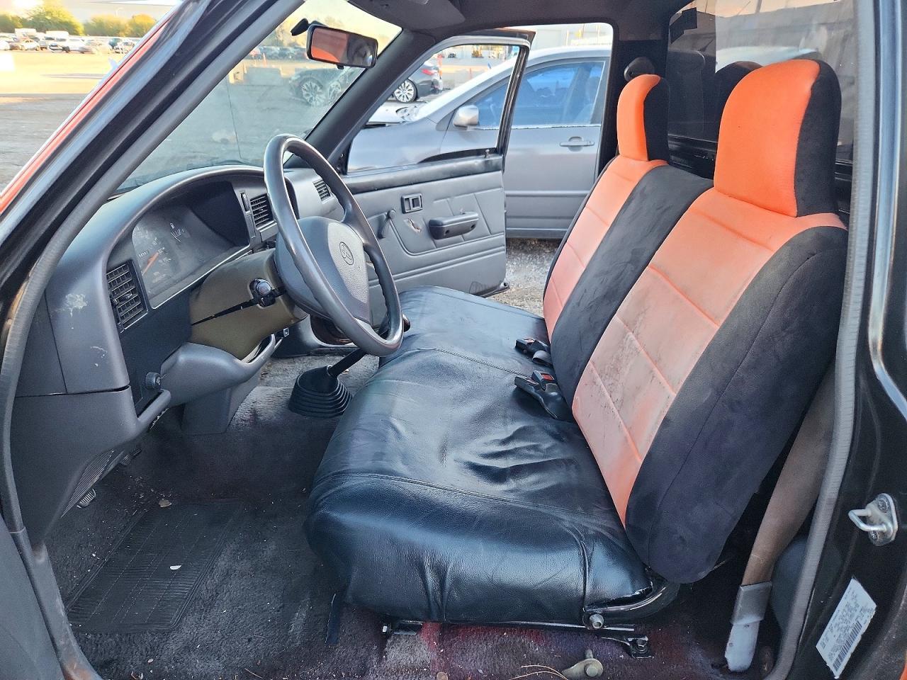 1993 Toyota Pickup 1/2 TON Short Wheelbase
