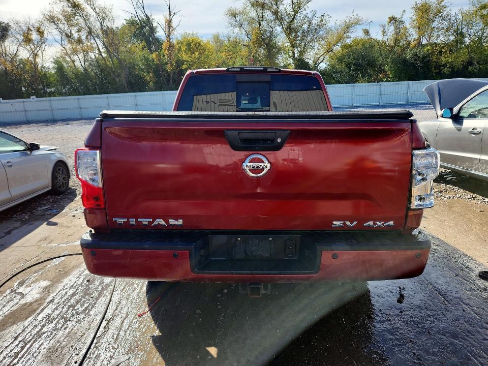 2017 Nissan Titan SV