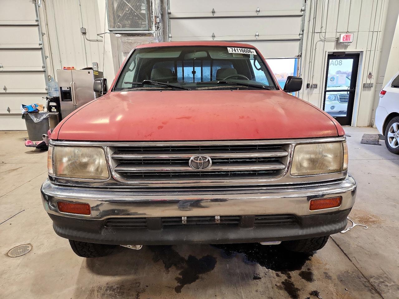 1995 Toyota T100 DX