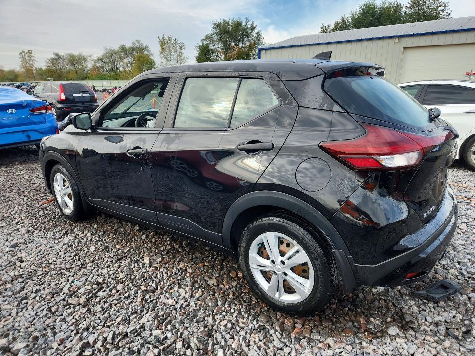 2022 Nissan Kicks S