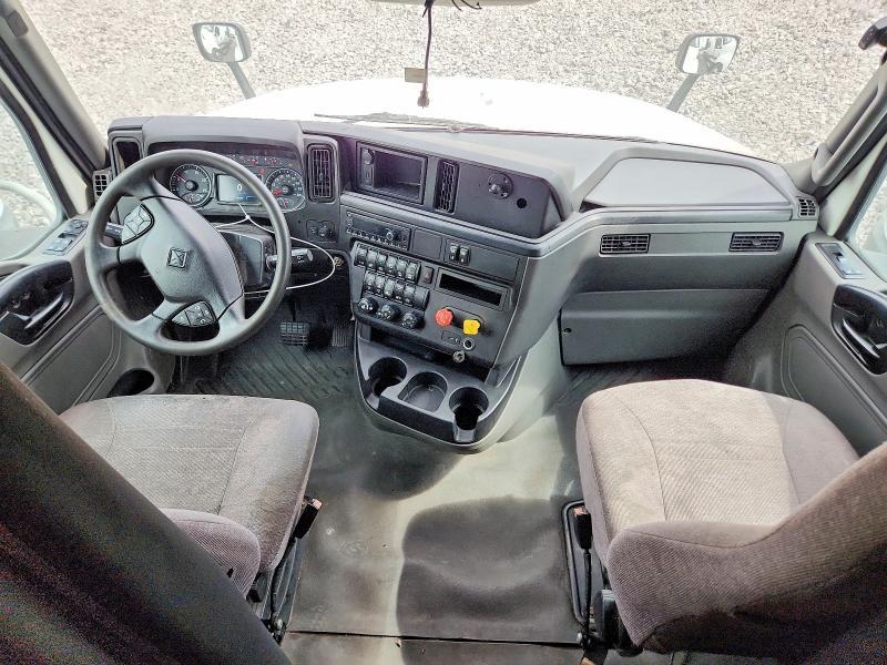 2022 International LT625 Semi Truck