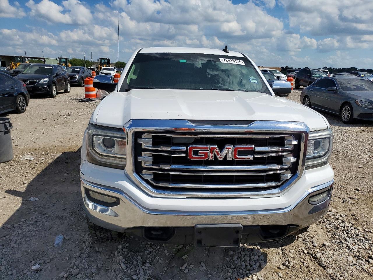 2017 GMC Sierra K1500 SLT