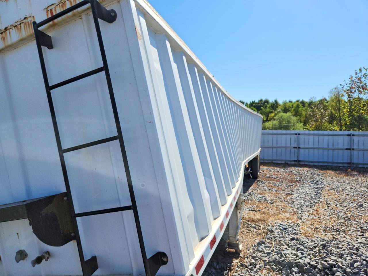 2013 CTS 2013 Construction GHT-40 Grain Trailer