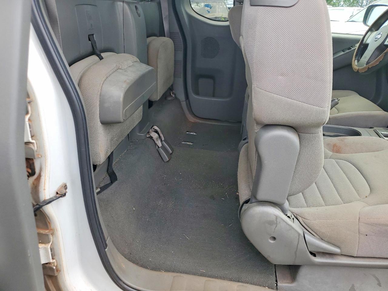 2008 Nissan Frontier XE