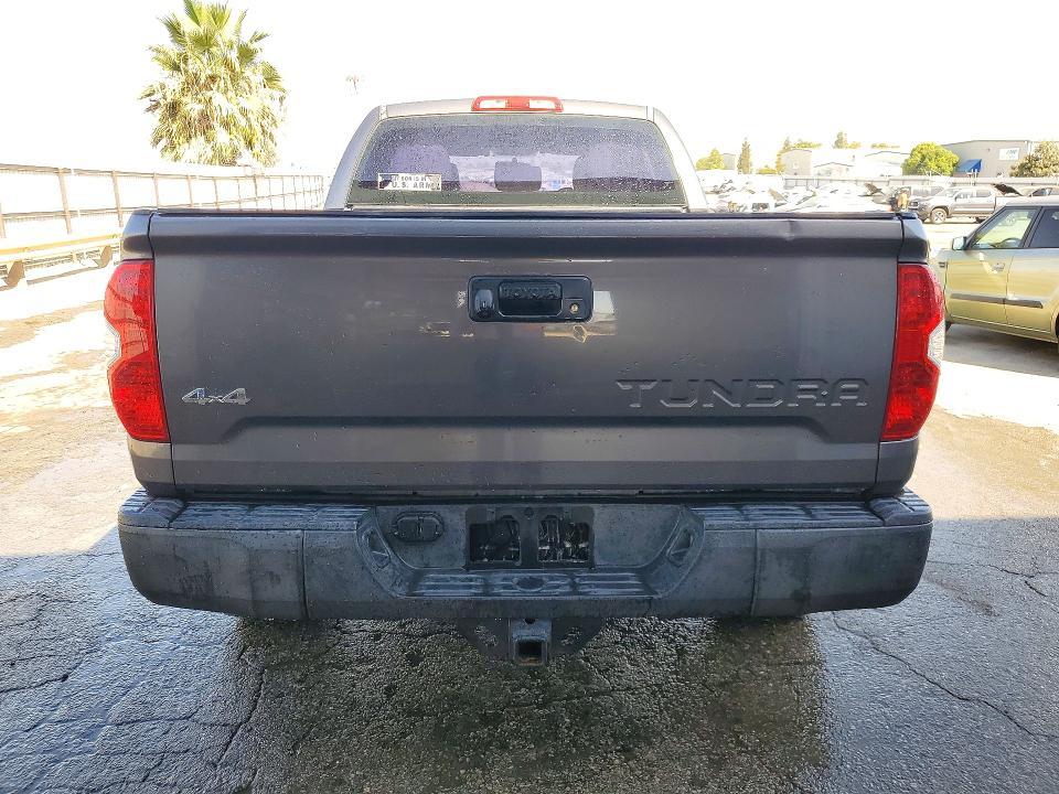 2014 Toyota Tundra SR