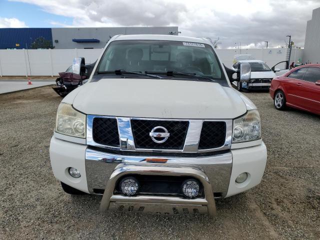 2004 Nissan Titan XE