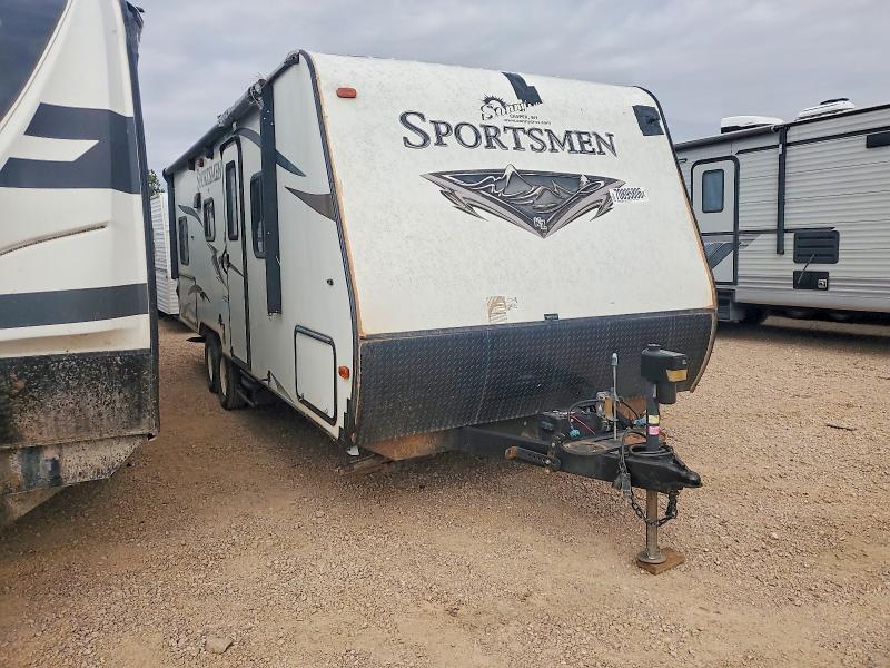 2016 KZ Sportsmen Camper