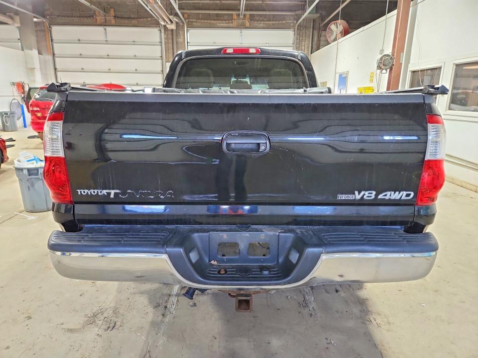 2004 Toyota Tundra SR5